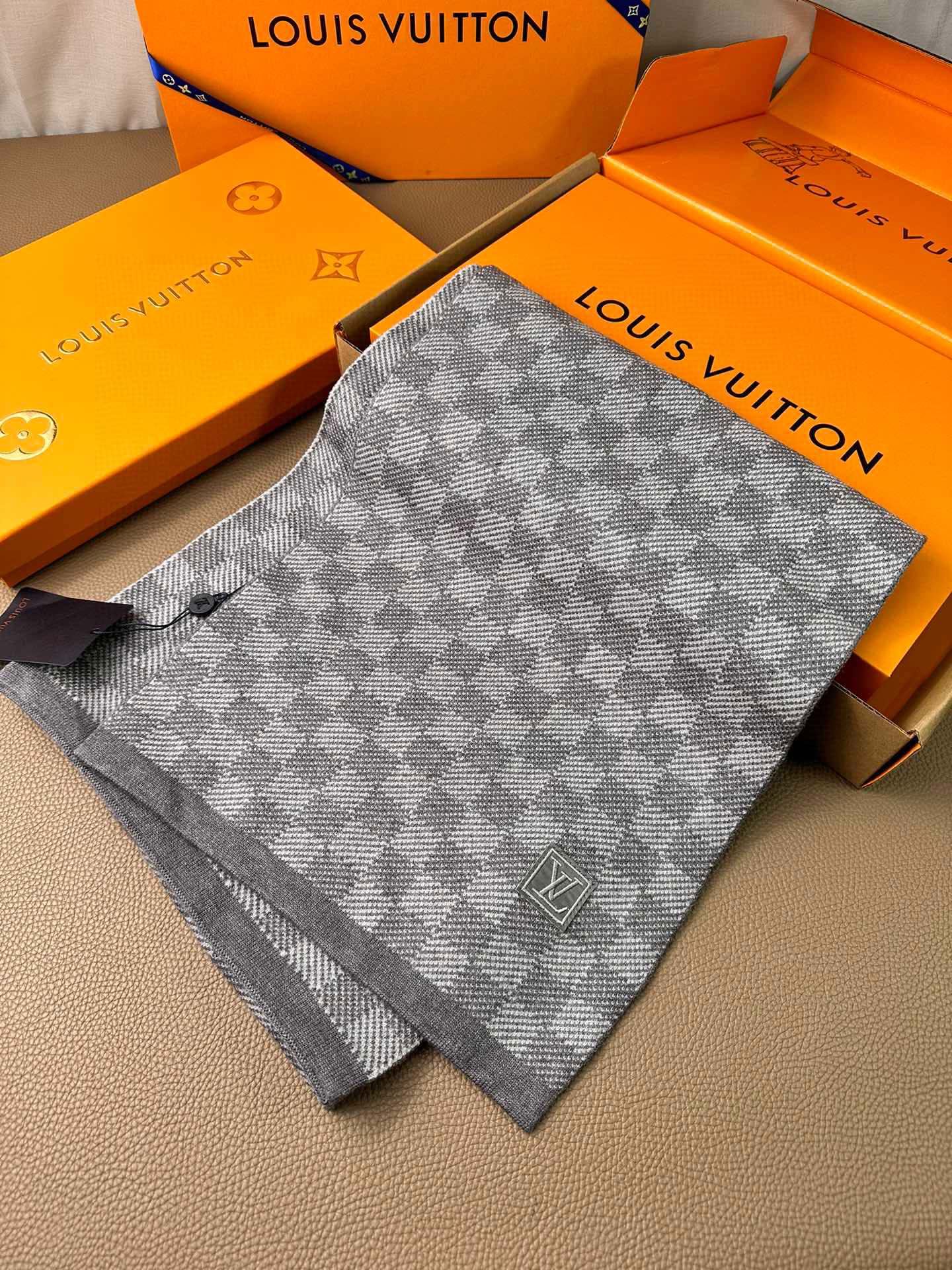 Louis Vuitton Scarf